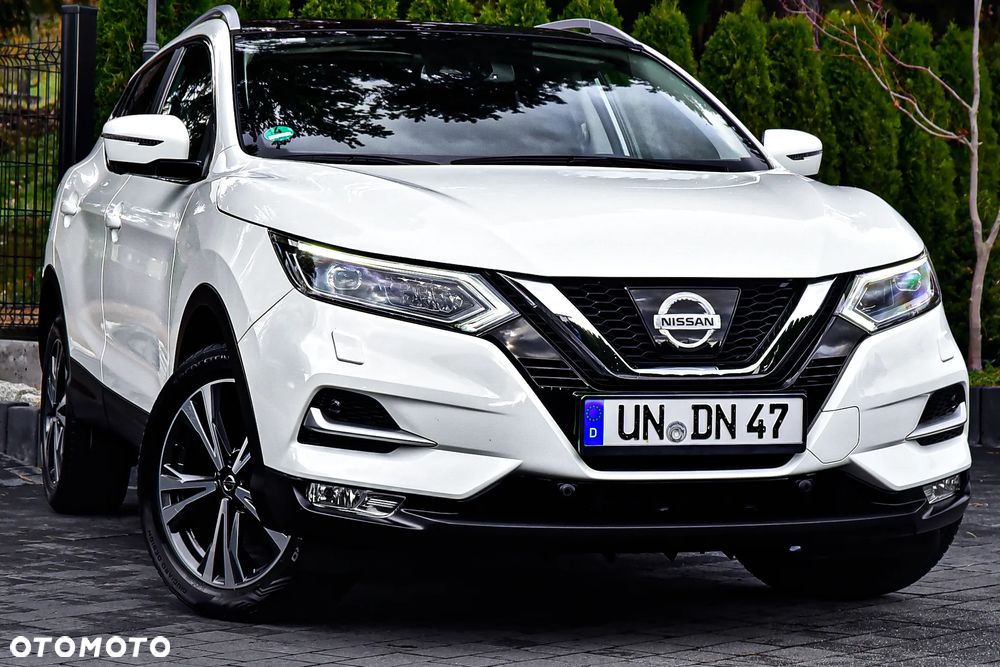 Nissan Qashqai 1.6 DIG-T TEKNA+ - 2