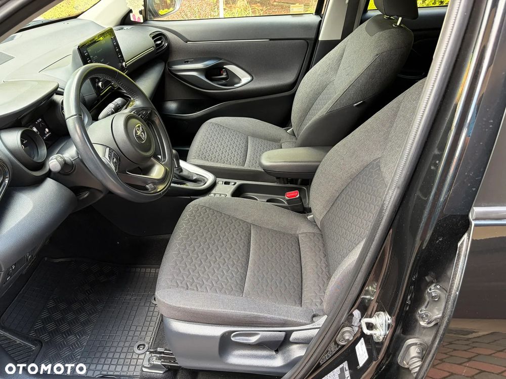 Toyota Yaris Cross Hybrid 1.5 Comfort - 12