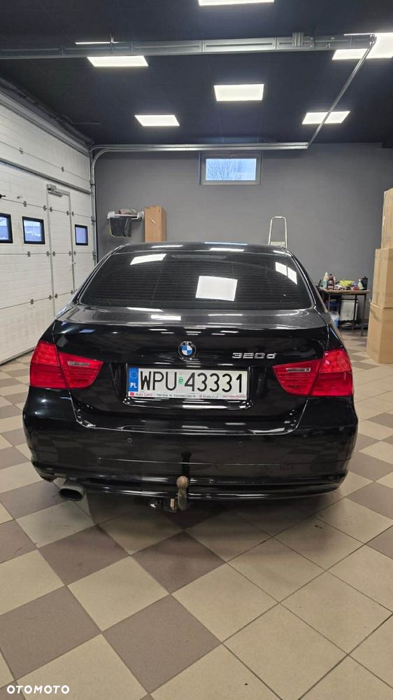 BMW Seria 3 320d xDrive - 5