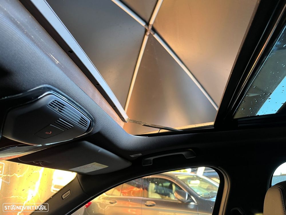 BMW 330 e Touring Pack M Auto - 38