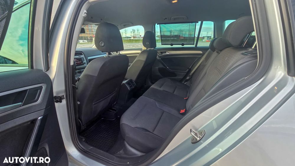 Volkswagen Golf 1.6 TDI 4Motion BlueMotion Technology Comfortline - 13