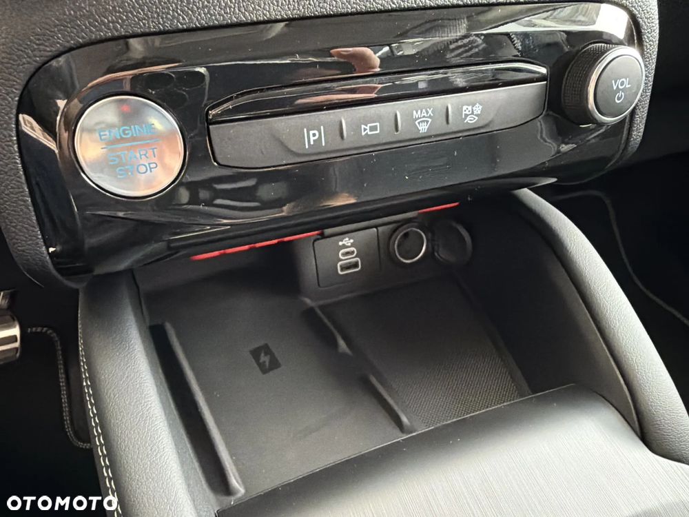 Ford Kuga 2.5 Duratec FHEV ACTIVE X - 26