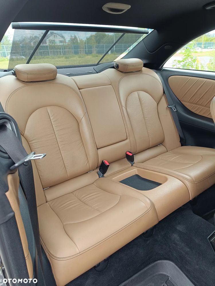 Mercedes-Benz CLK Coupe 220 CDI Automatik Avantgarde DPF - 11