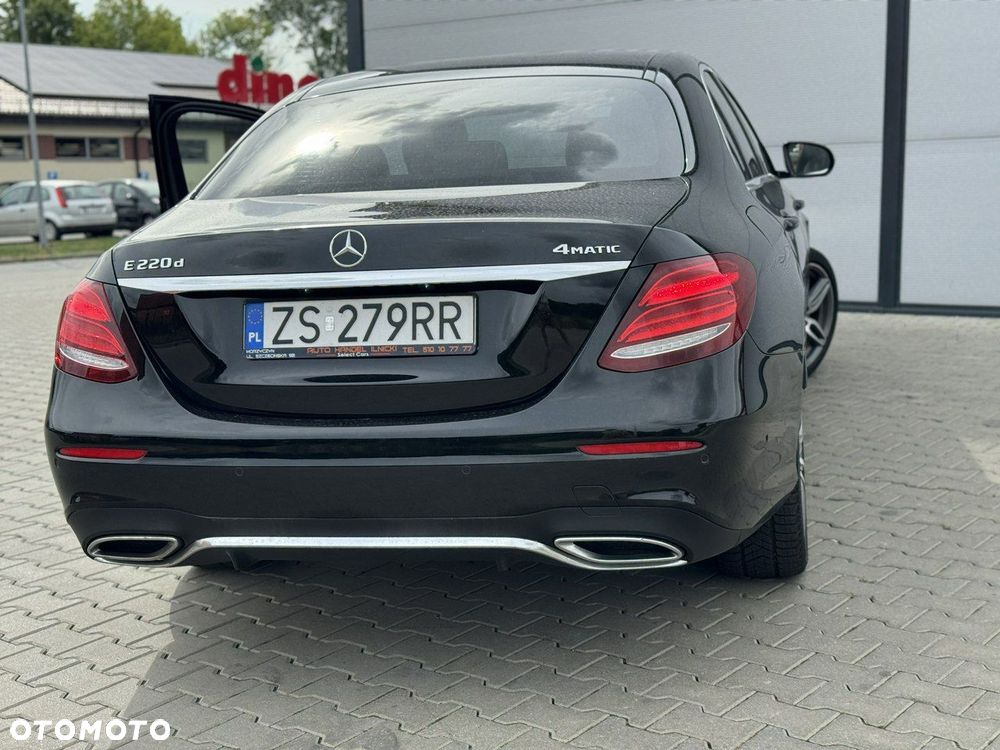 Mercedes-Benz Klasa E - 16