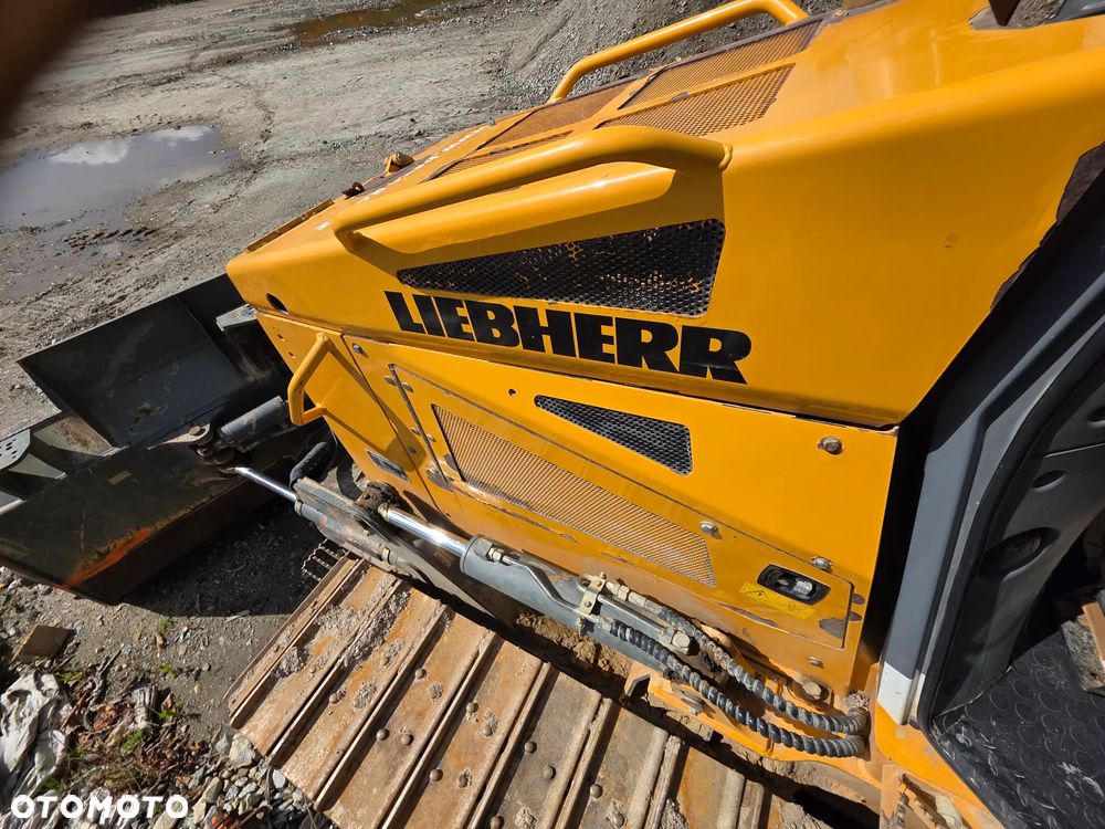 Liebherr PR 716 XL - 12