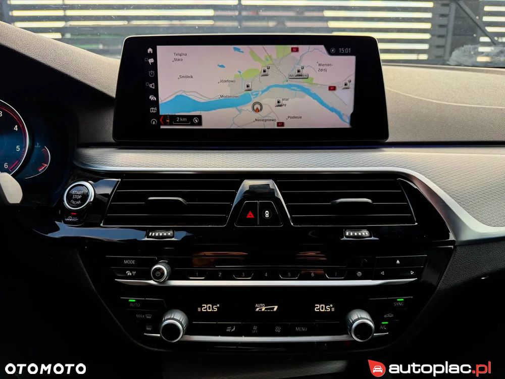 BMW Seria 5 520d M Sport sport - 33