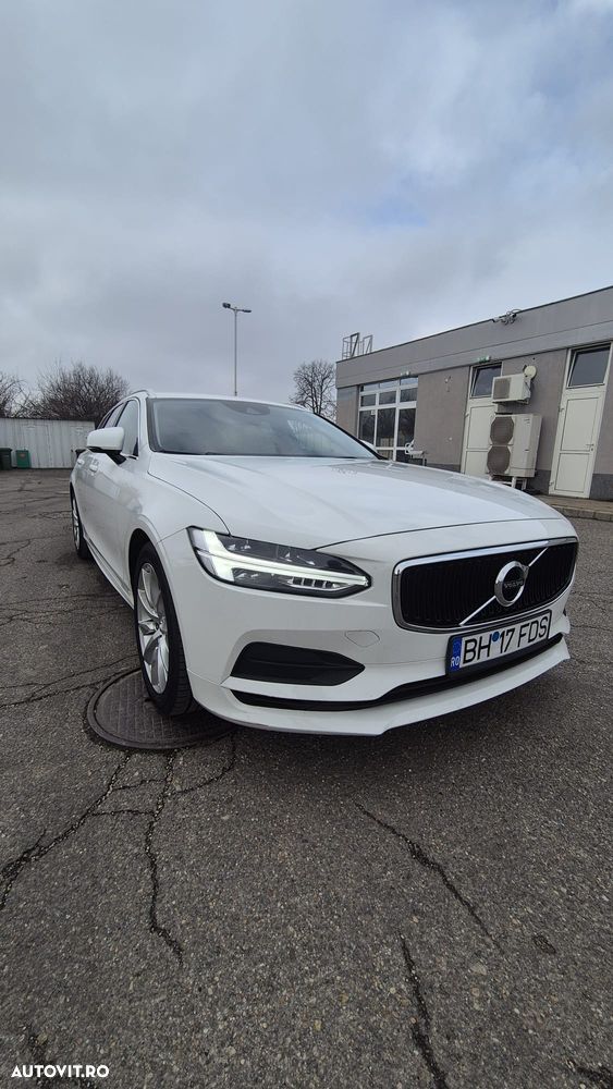 Volvo V90 D3 Momentum - 2
