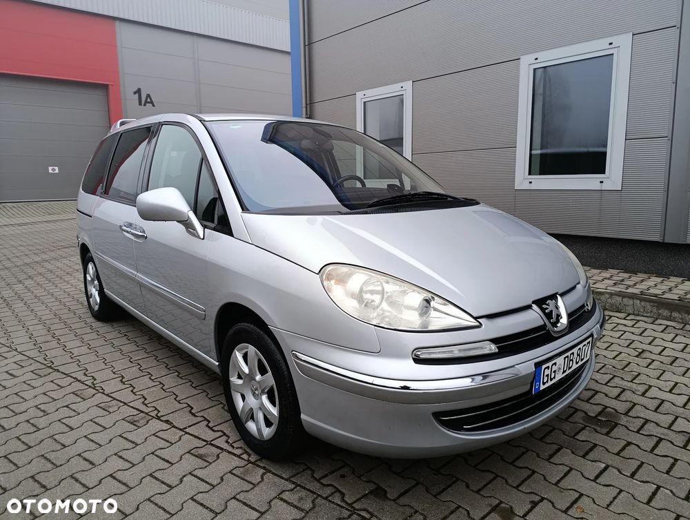 Peugeot 807 HDi 165 Family - 17