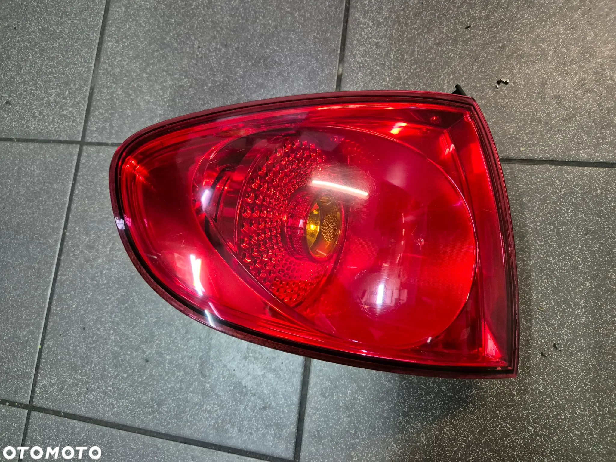 SEAT ALTEA LAMPA LEWA TYLNA 5P0945095D OE WYSYŁKA !!! - 1