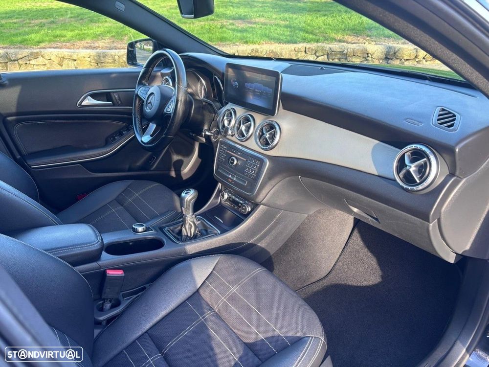 Mercedes-Benz CLA 200 d Shooting Brake Urban - 16