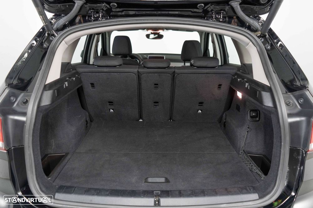 BMW X1 25 e xDrive Corporate Edition - 13