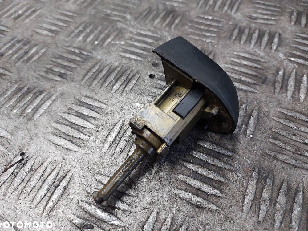 WKŁADKA ZAMKA DRZWI LEWY PRZÓD BMW E46 8253473 - 2