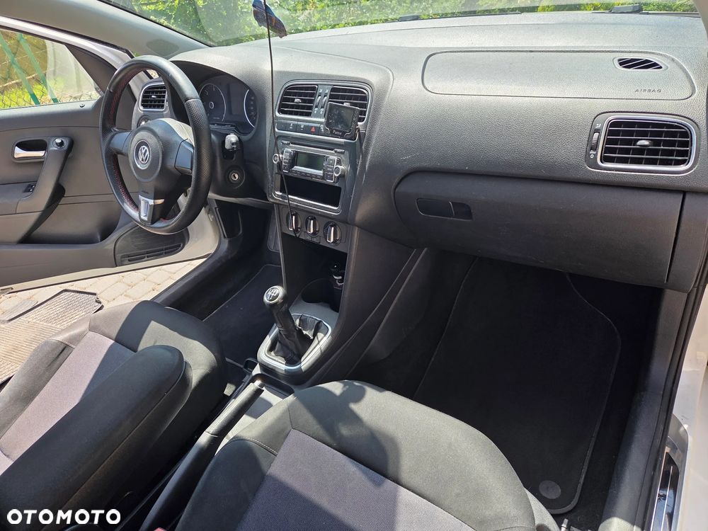 Volkswagen Polo 1.6 TDI DPF Trendline - 14