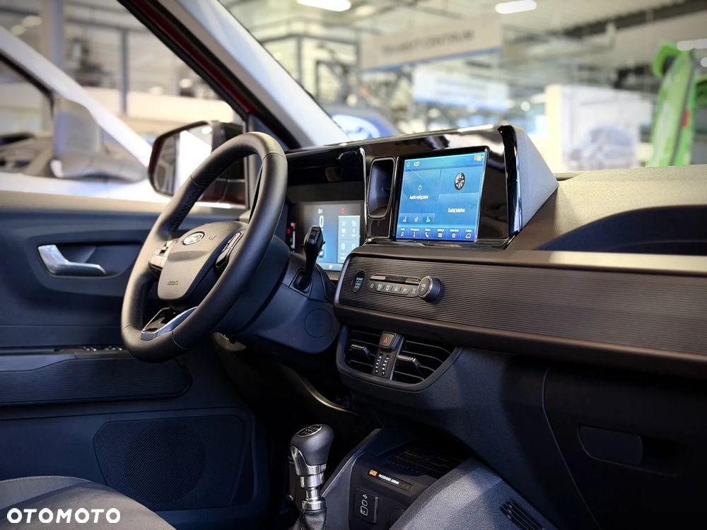 Ford Tourneo Courier 1.0 EcoBoost Titanium - 20