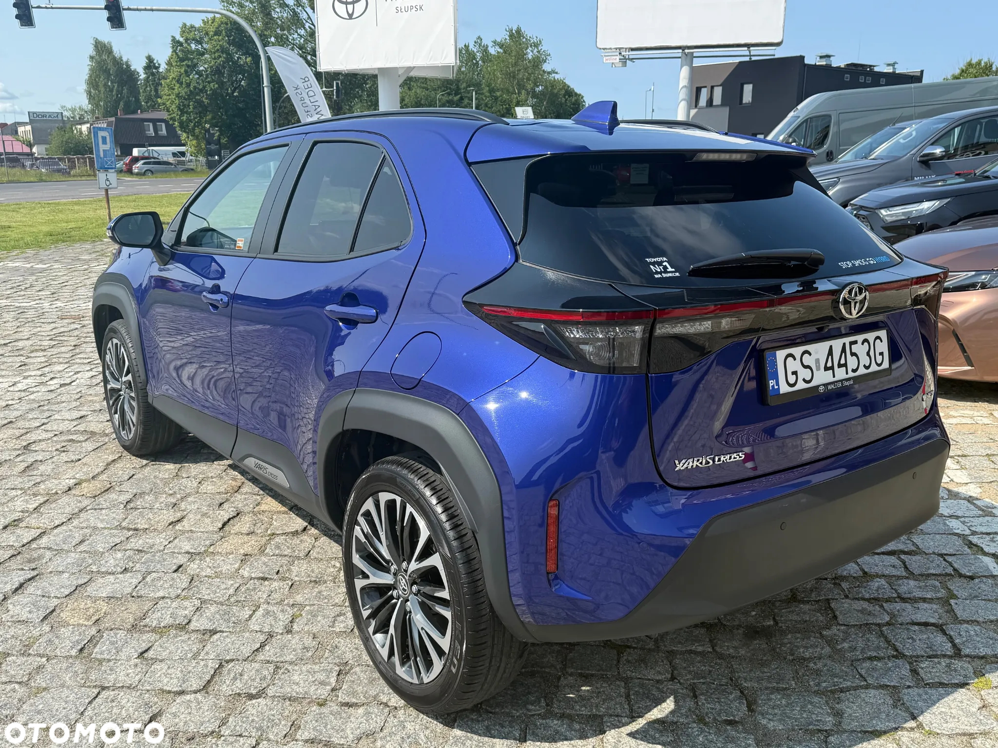 Toyota Yaris - 4