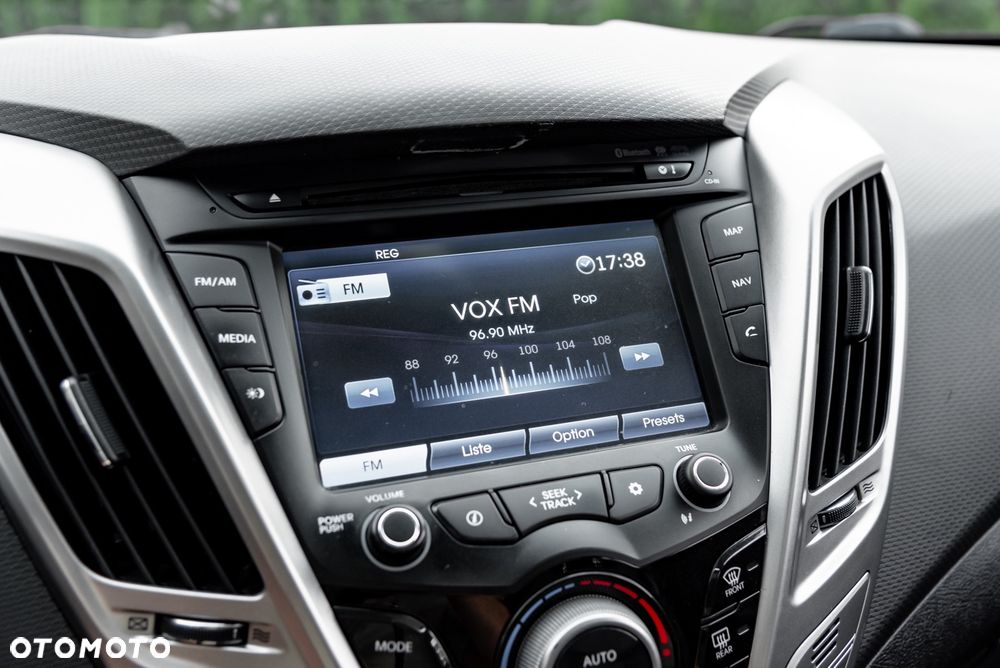 Hyundai Veloster 1.6 GDI Premium - 35