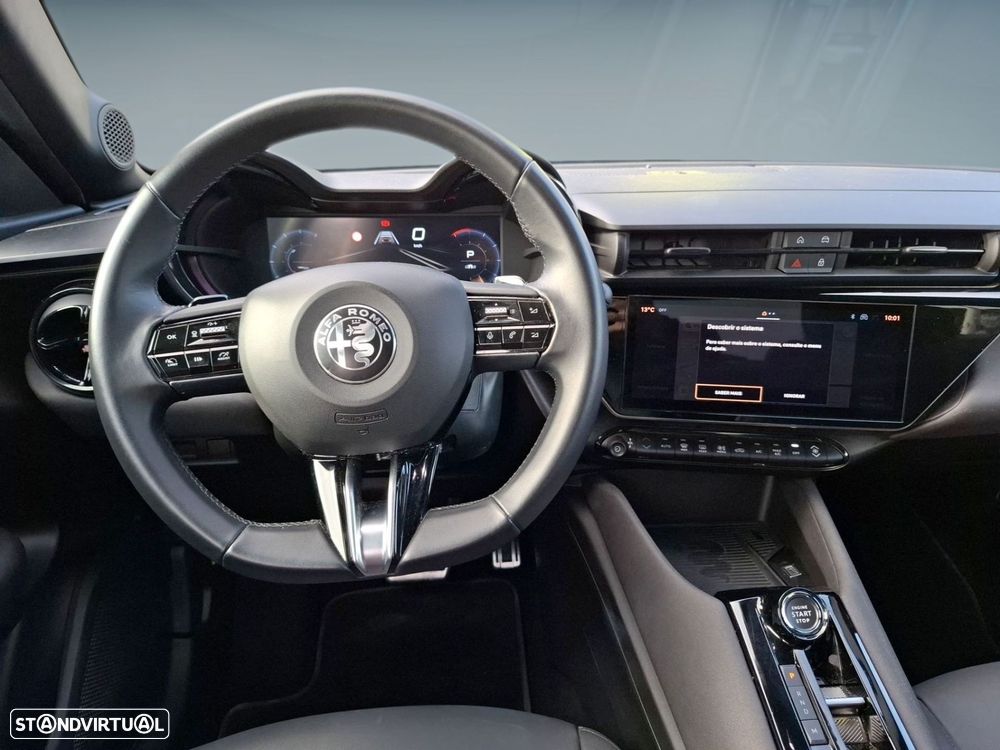 Alfa Romeo Junior 1.2 Speciale eDCT6 - 17