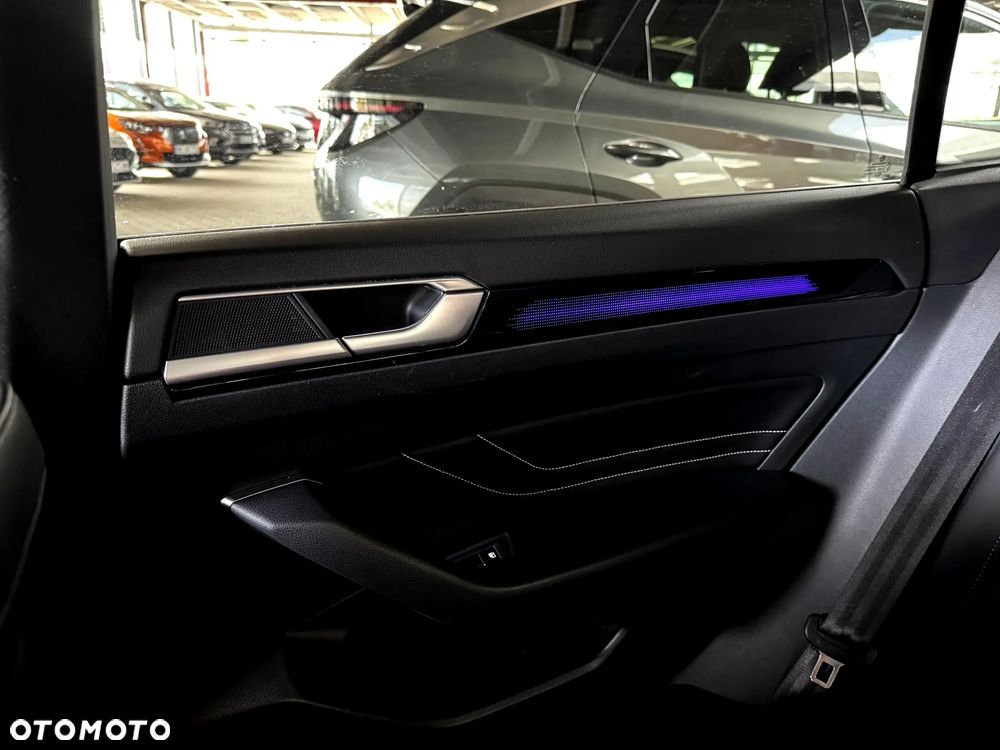 Volkswagen Arteon 2.0 TSI R-Line DSG - 24