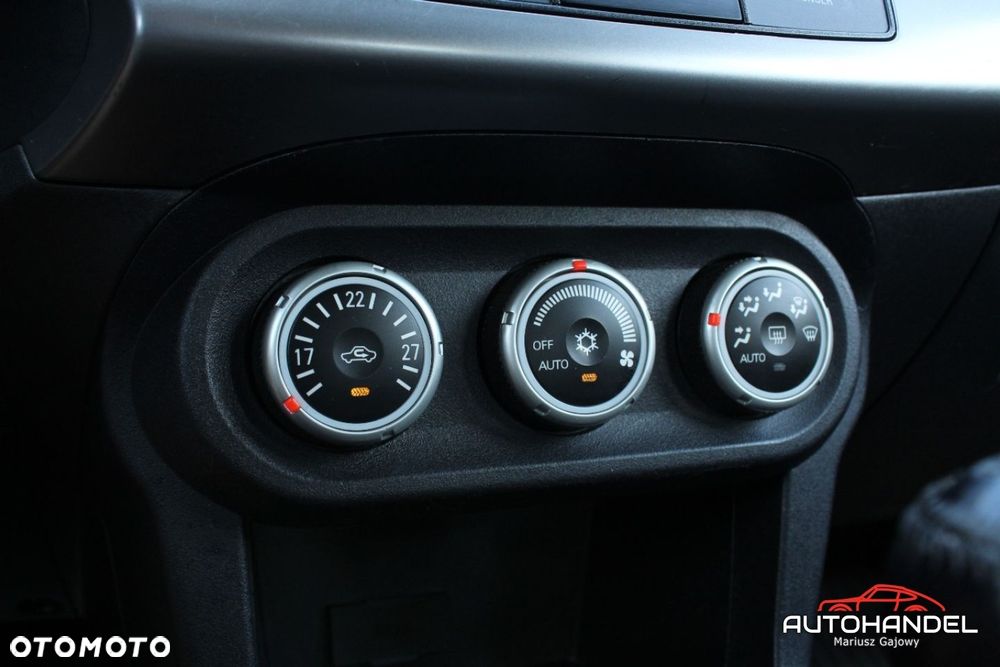 Mitsubishi Lancer - 12
