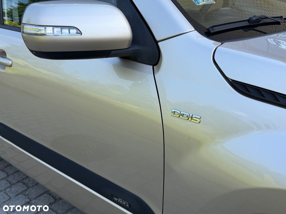 Suzuki Grand Vitara 1.9 DDiS Premium EU5 - 26
