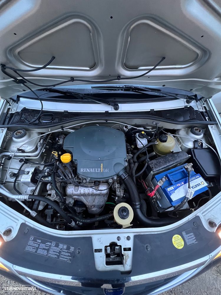 Dacia Logan 1.6 Laureate - 11