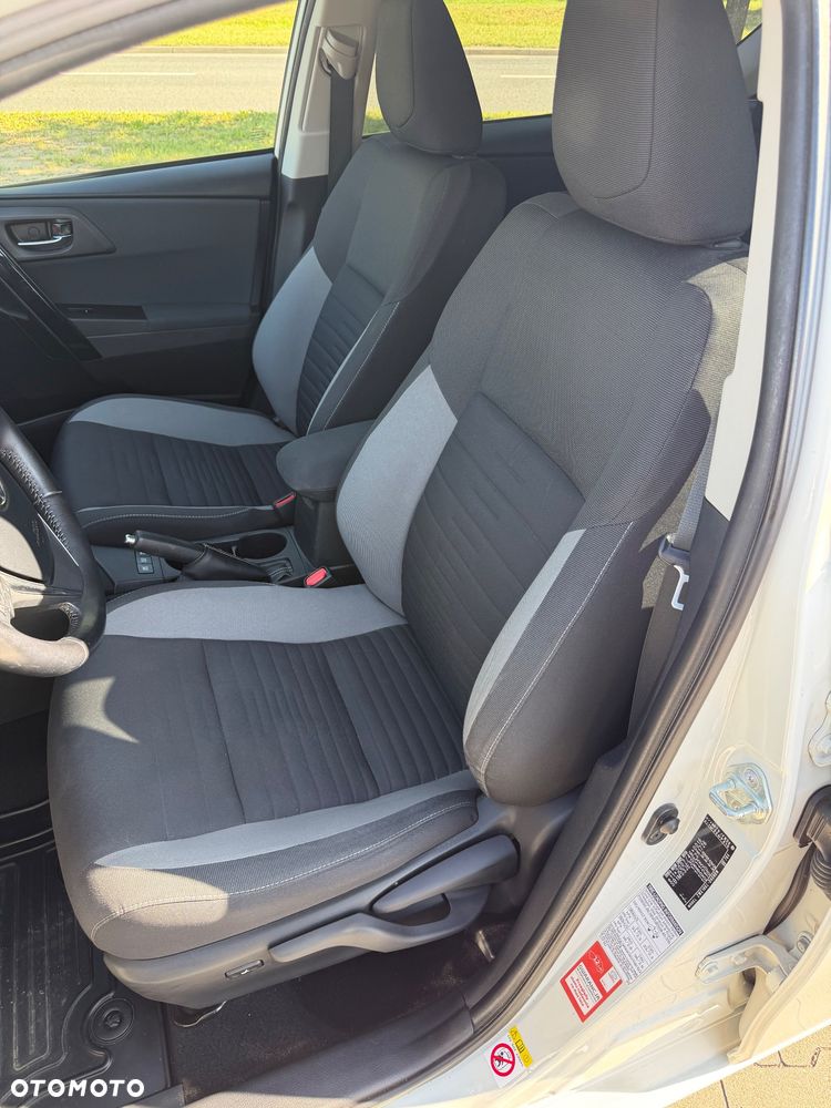 Toyota Auris Hybrid 135 Comfort - 12