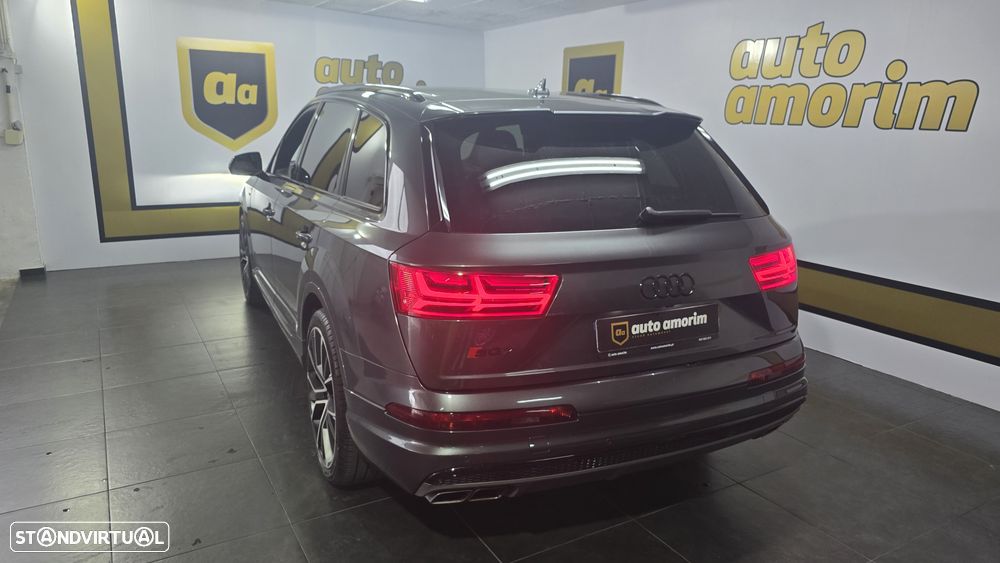 Audi SQ7 - 10