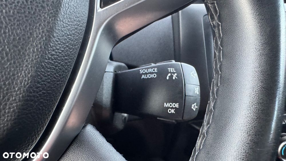Dacia Duster SCe 115 4x2 Prestige - 31