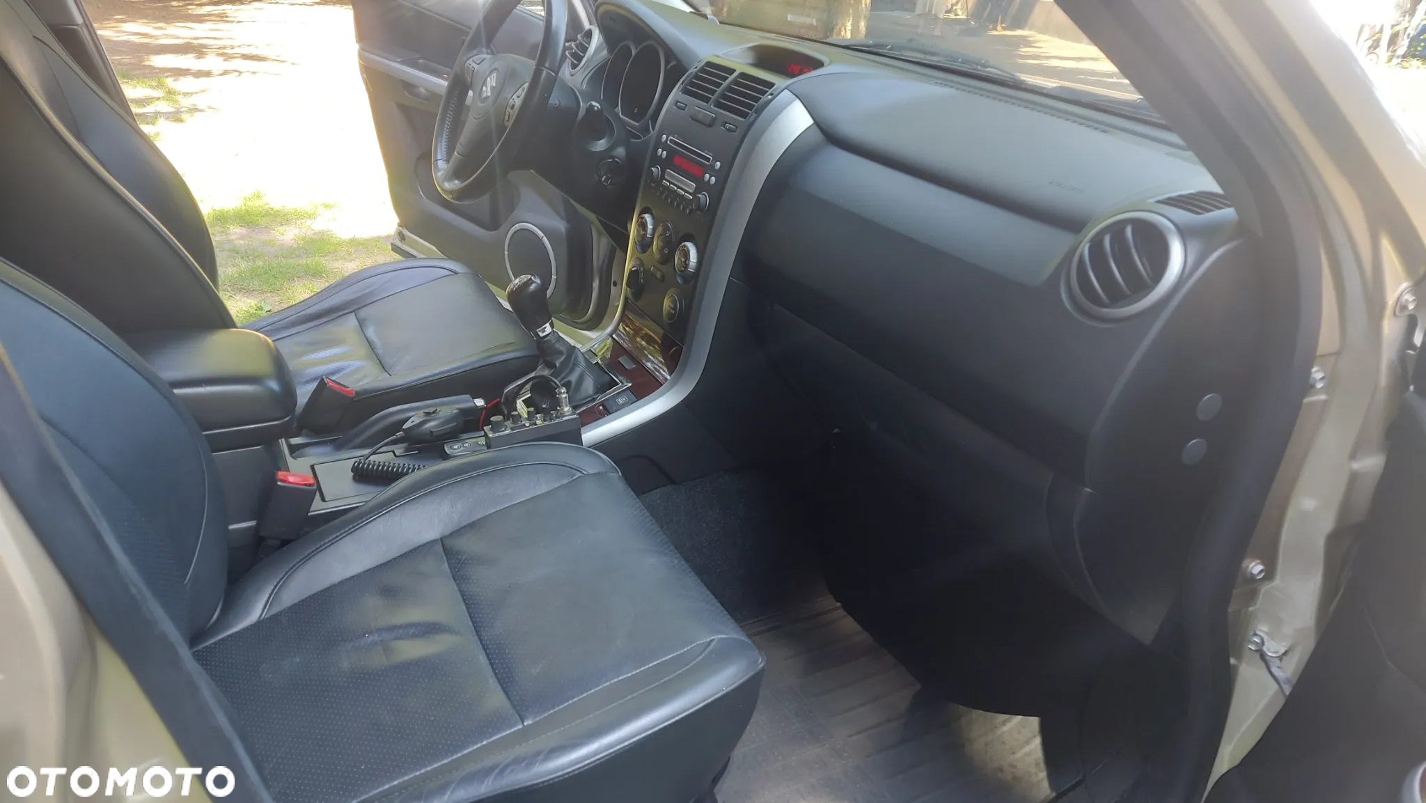 Suzuki Grand Vitara 1.9 DDiS De Luxe - 13