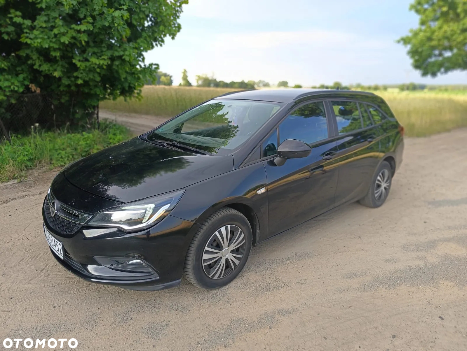 Opel Astra 1.6 D (CDTI) Sports Tourer Selection - 3