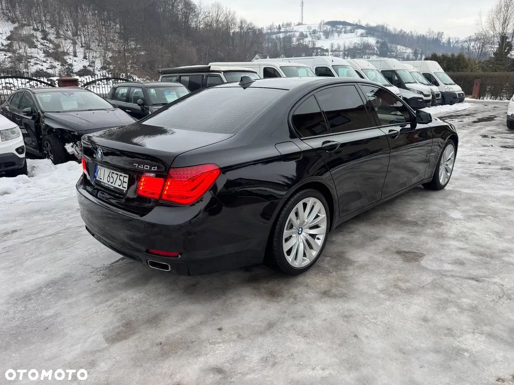 BMW Seria 7 - 33
