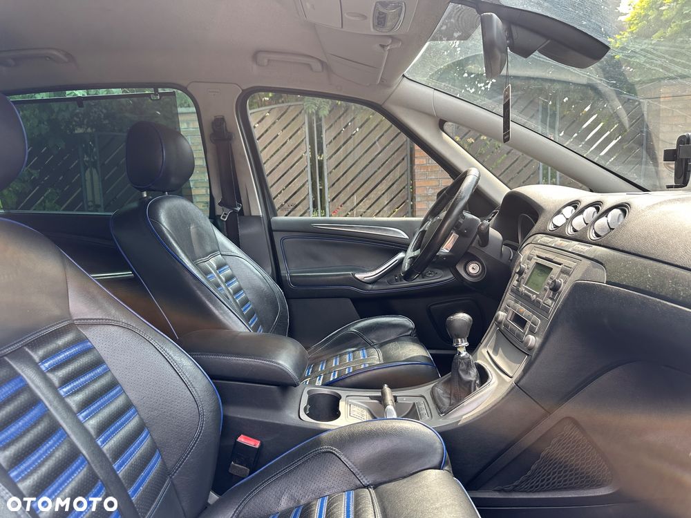 Ford S-Max - 18