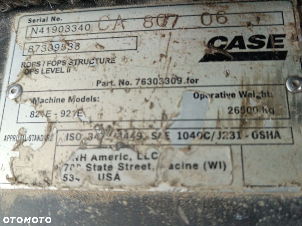 Case 821E - 5