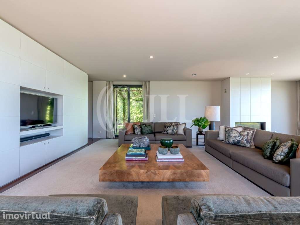 Moradia T5 com piscina e garagem, na Penha, Guimarães - Grande imagem: 3/34