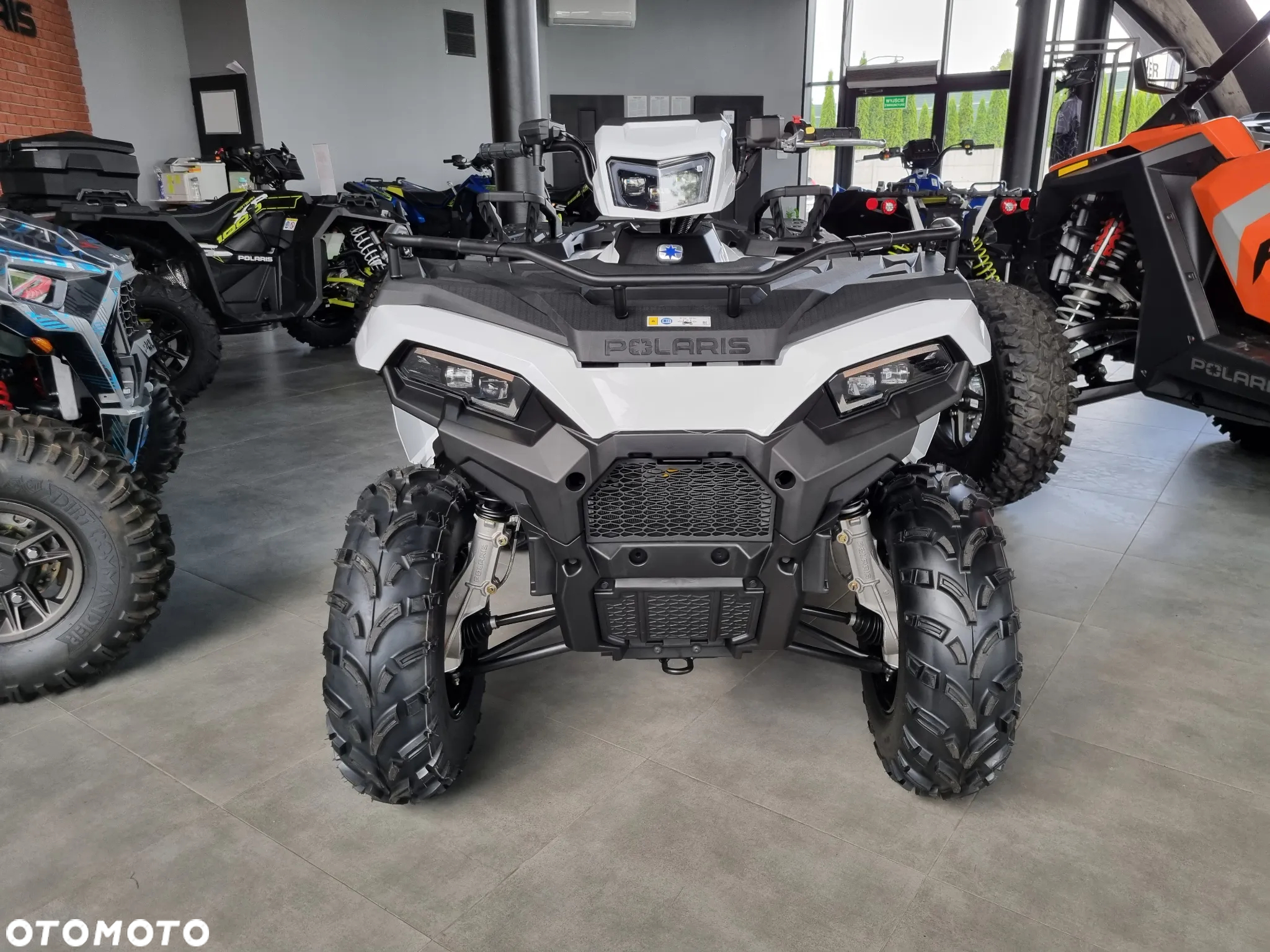 Polaris Sportsman - 8