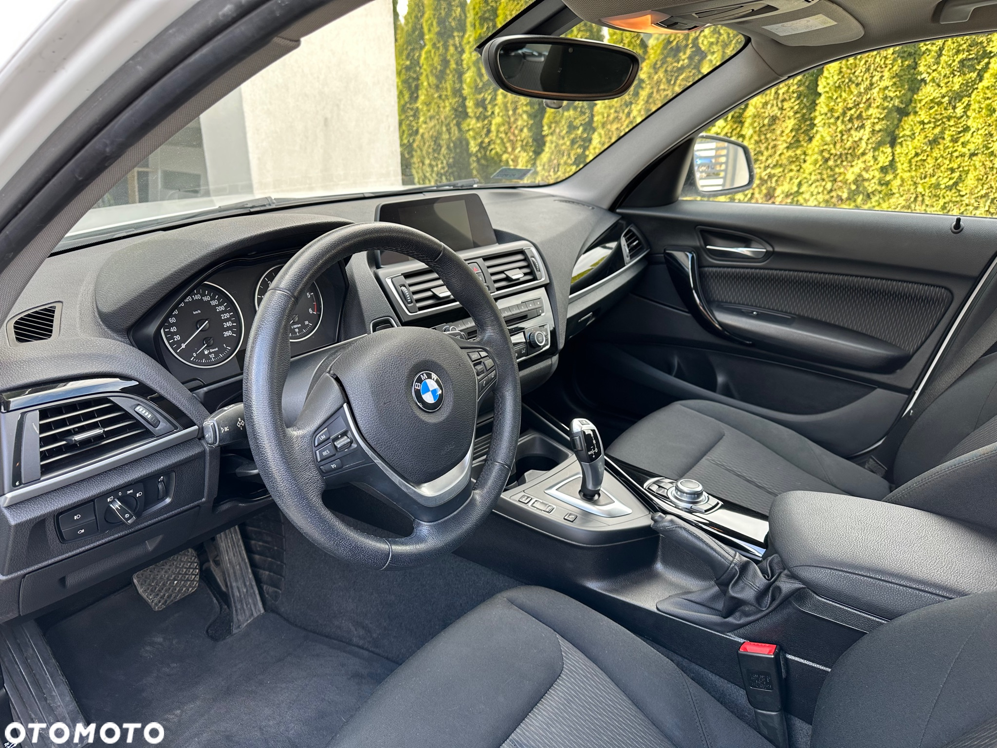 BMW Seria 1 118d - 12
