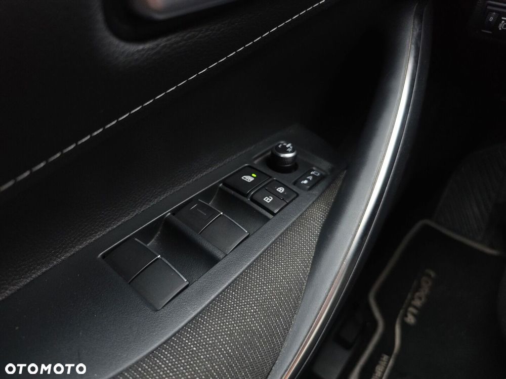 Toyota Corolla 1.8 Hybrid Comfort - 26