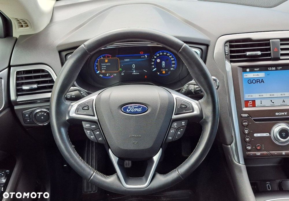 Ford Mondeo - 25