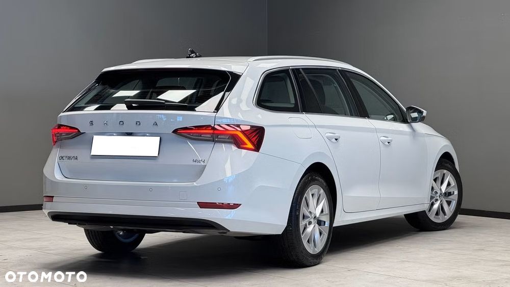 Skoda Octavia 2.0 TDI Selection DSG - 16