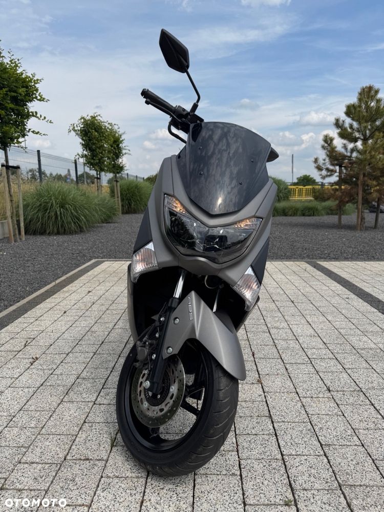 Yamaha NMAX - 7