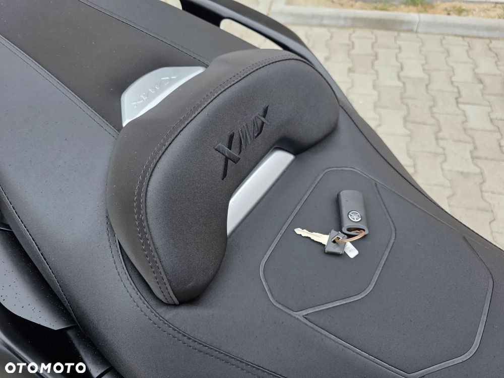 Yamaha X-max - 17