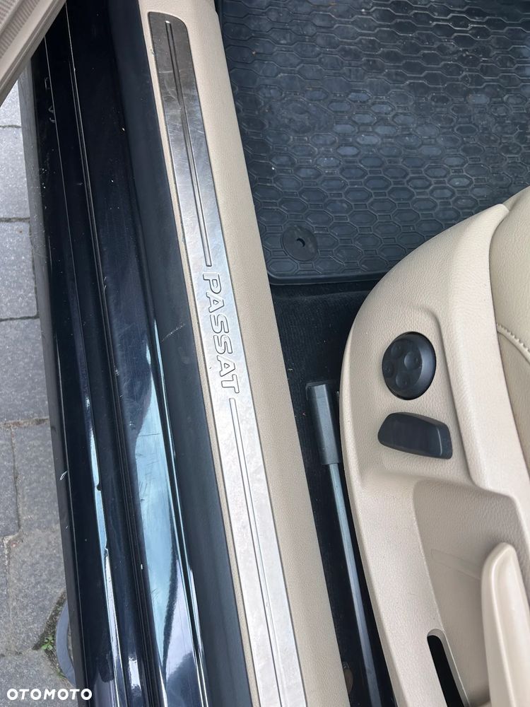Volkswagen Passat 2.0 TDI BlueMotion Technology Highline - 37