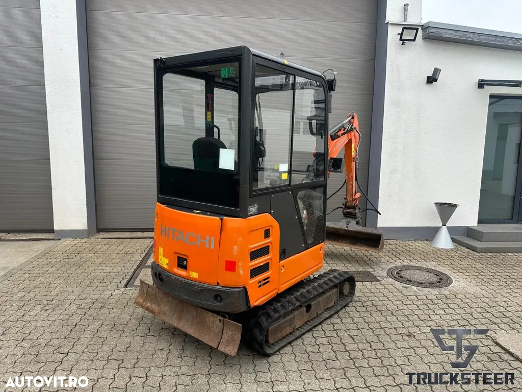 Hitachi ZX 19-5A - 3