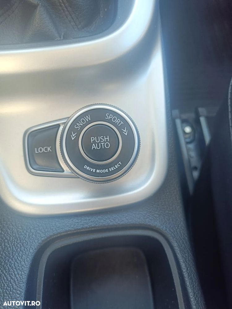 Suzuki Vitara 1.6 DDIS 4X4 Luxus - 9