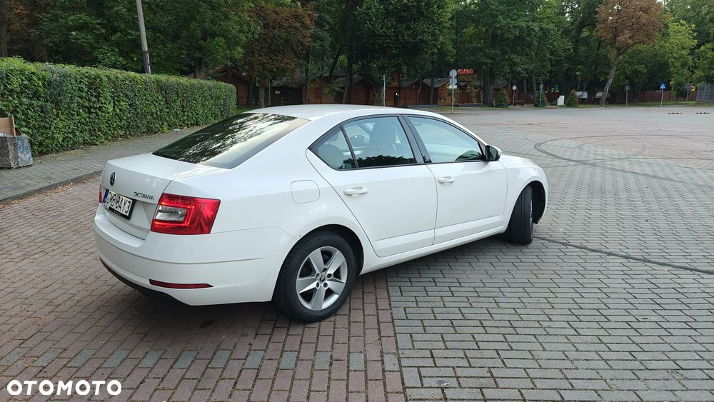 Skoda Octavia 1.6 TDI Ambition - 4