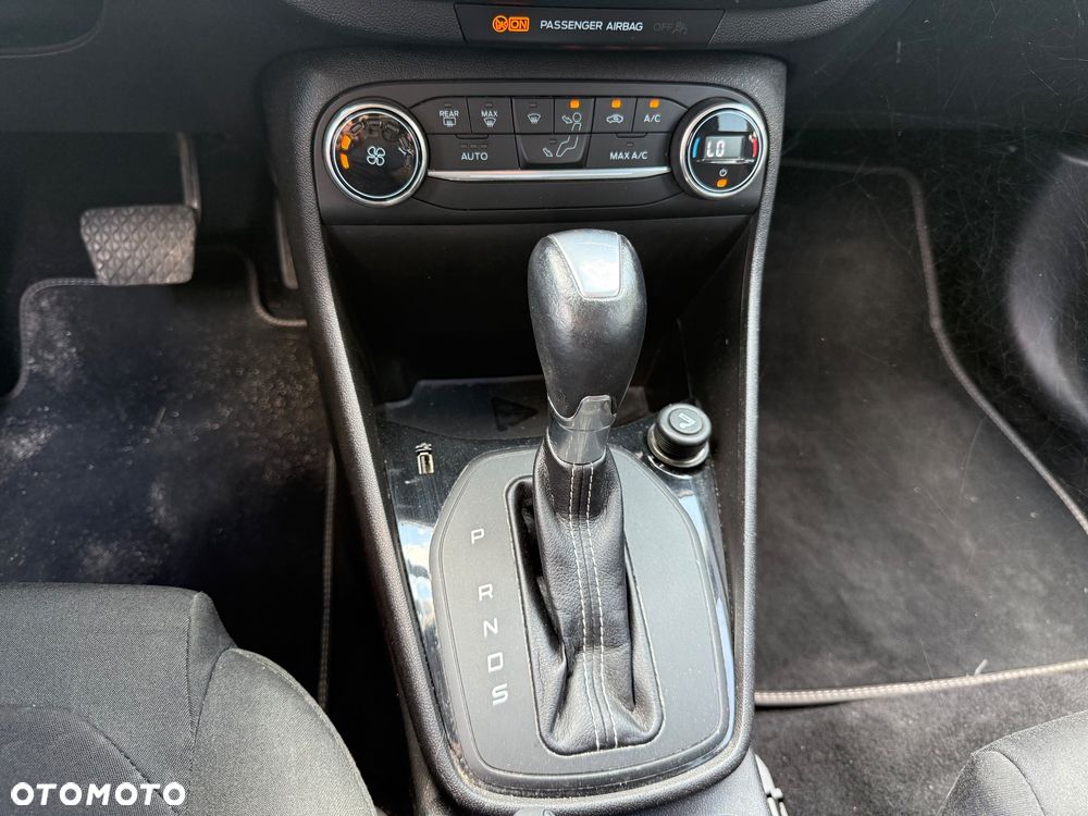 Ford Fiesta - 9