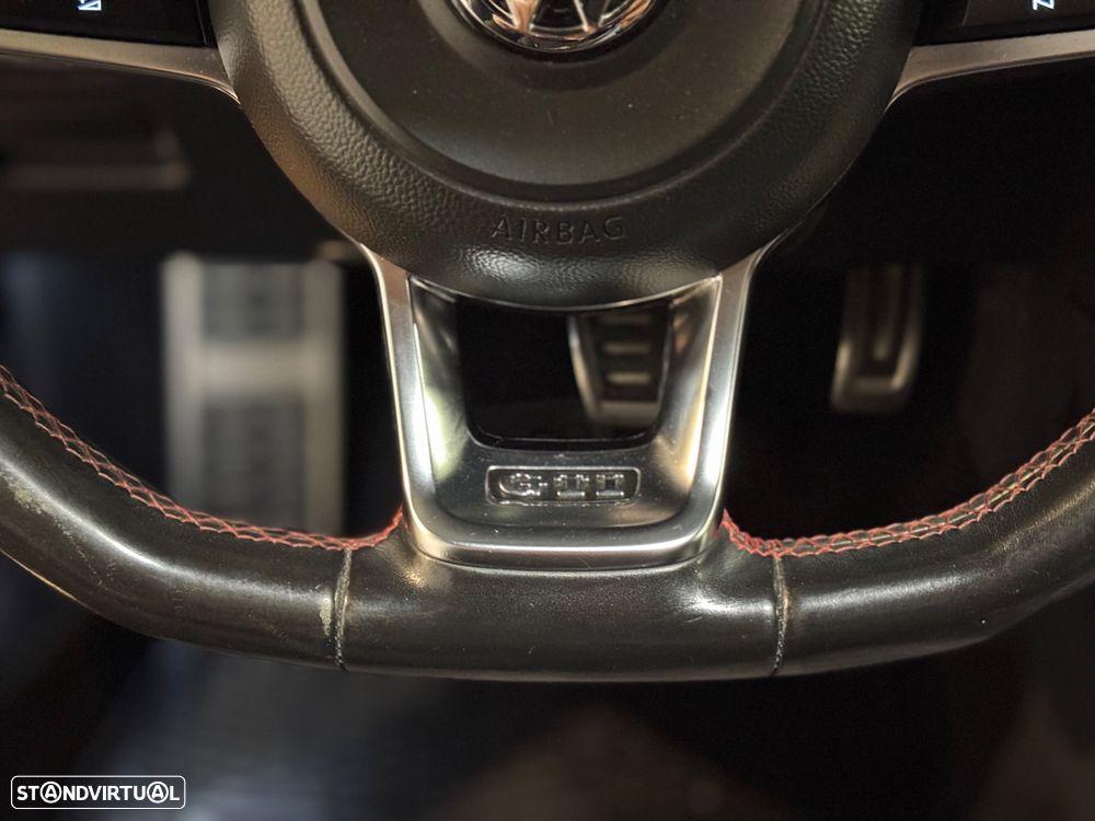 VW Golf GTI Performance BlueMotion DSG - 13