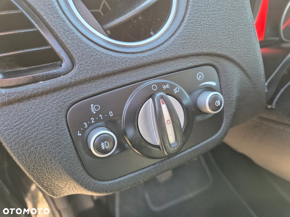 Ford Galaxy 2.0 Titanium - 10