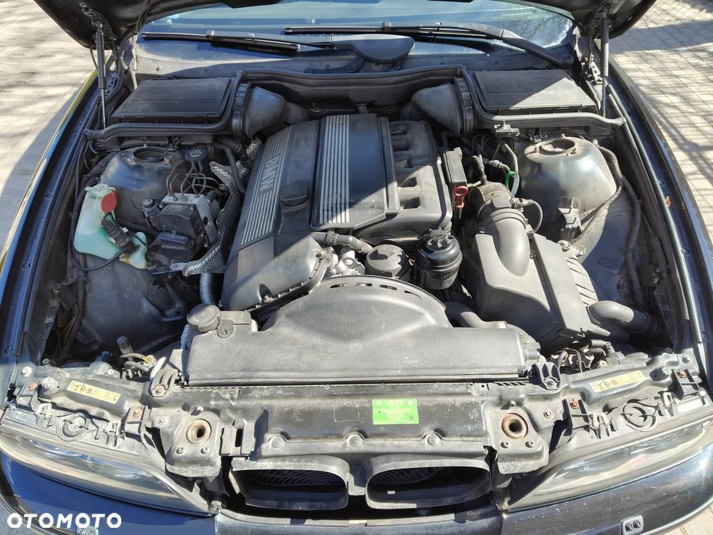 BMW Seria 5 530i Touring Edition Sport - 16