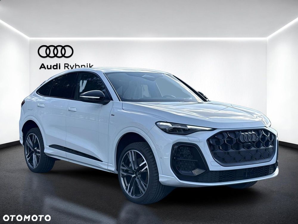 Audi Q5 Sportback - 9